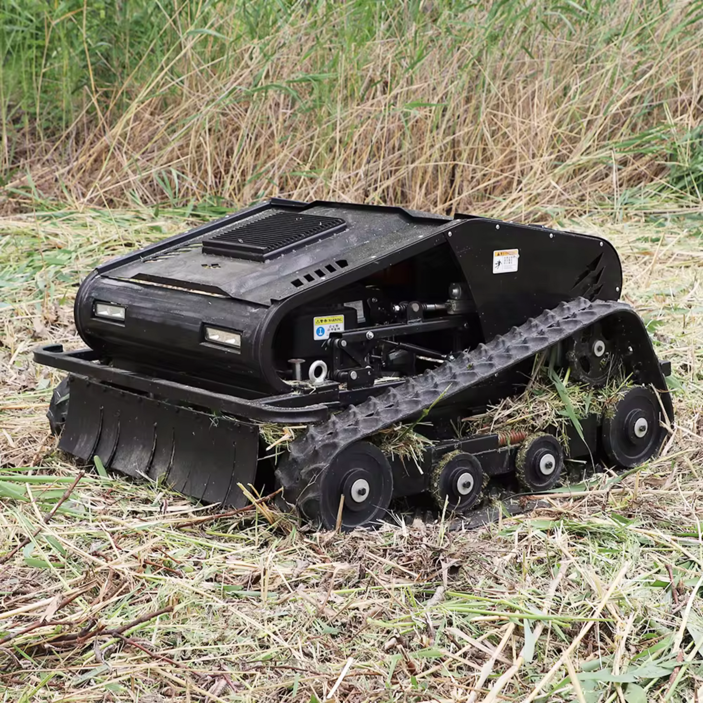RhinoMax - Tondeuse débroussailleuse télécommandée pour les professionnels