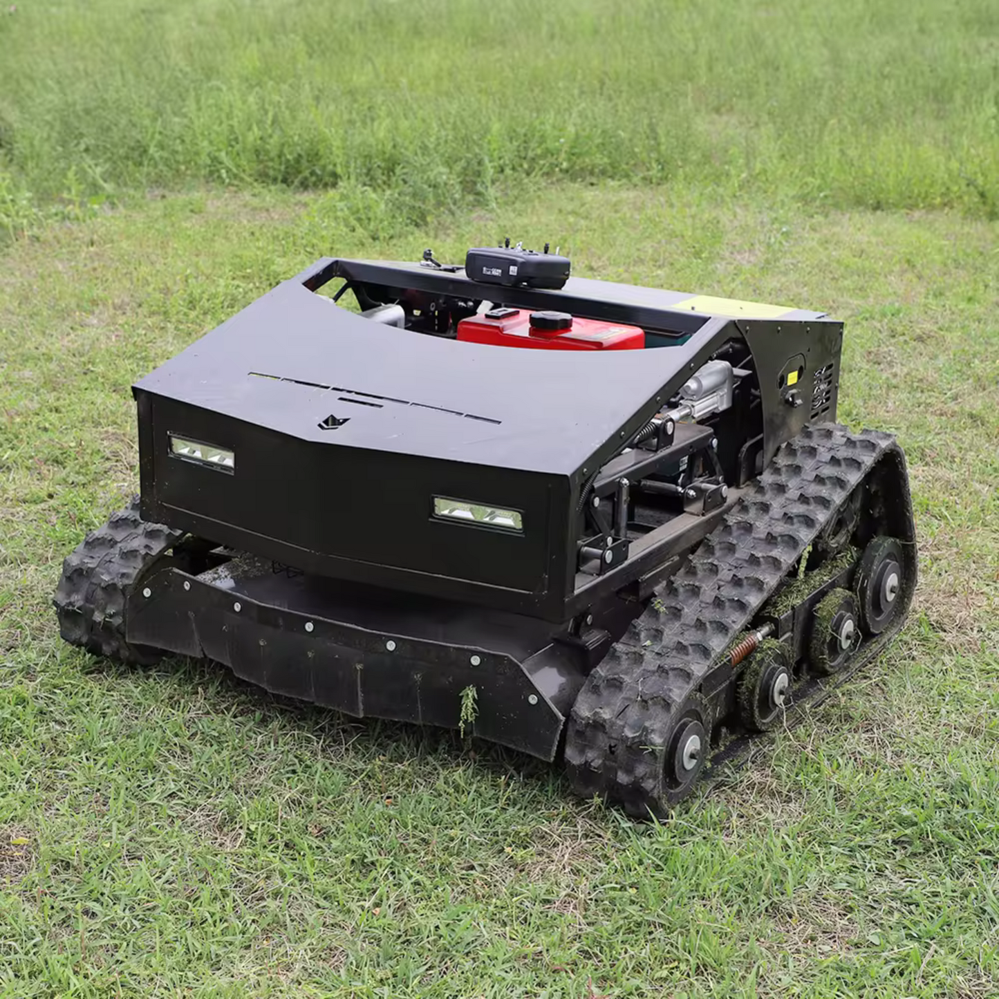 Rhino800 - Tondeuse débroussailleuse télécommandée